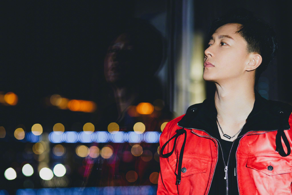 韩庚前卫运动风写真图片26