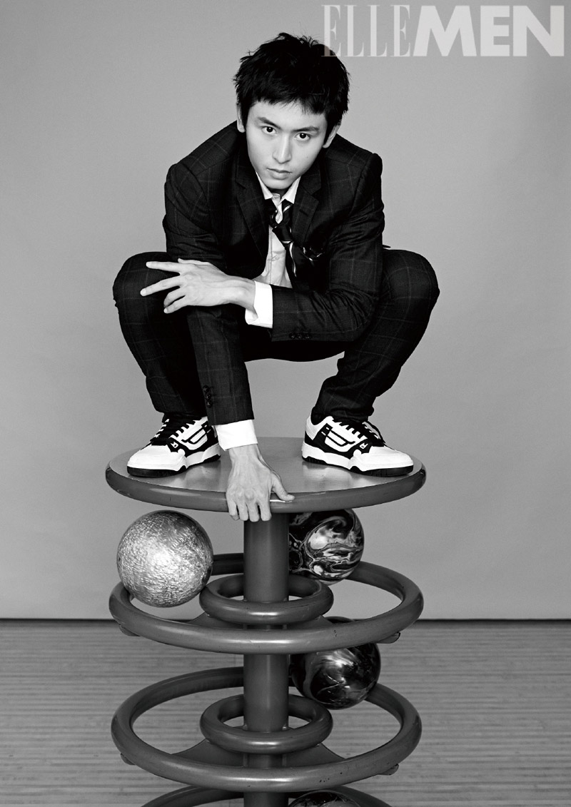 张哲瀚时尚前卫写真图片77