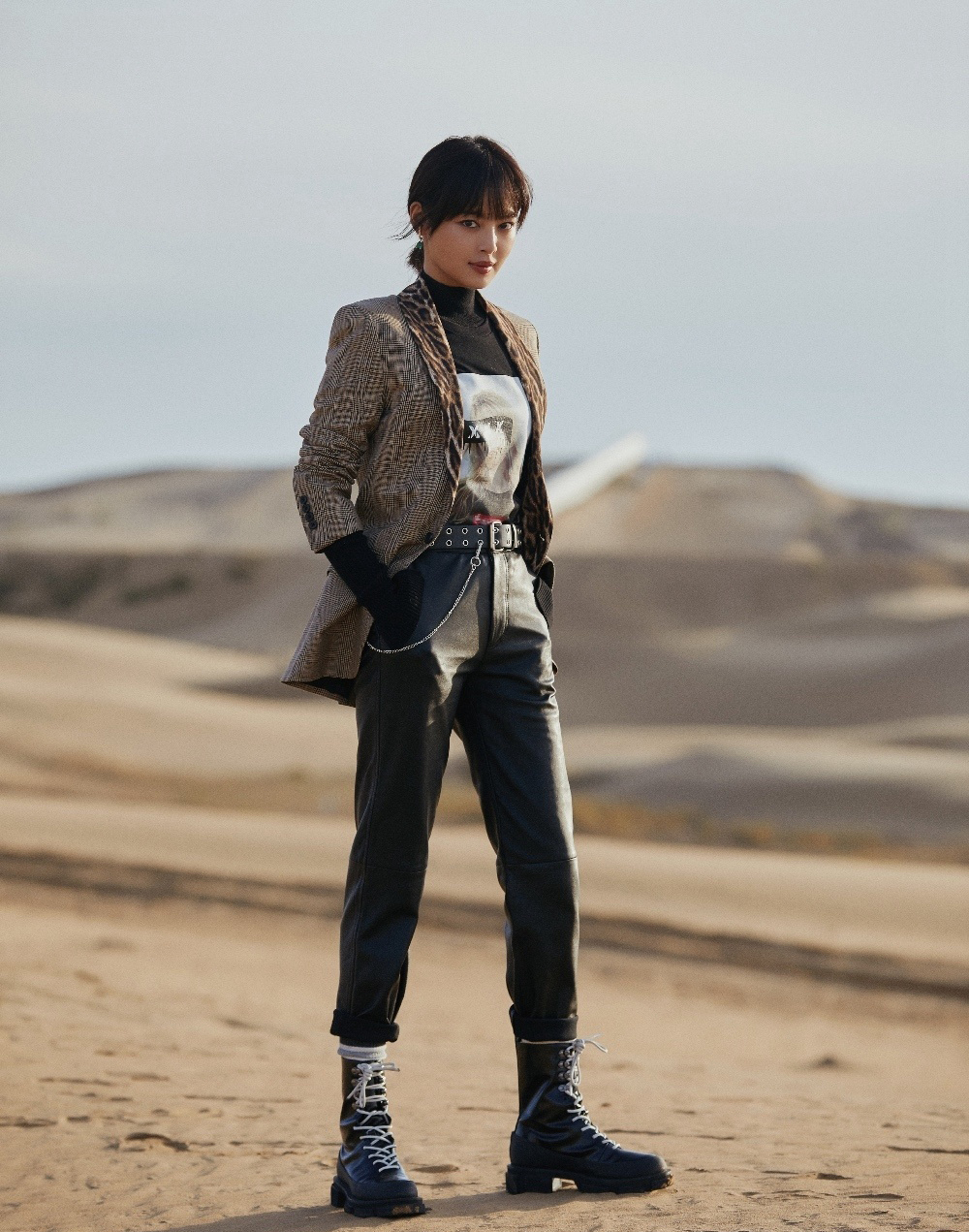 辛芷蕾沙漠落日大片图片911