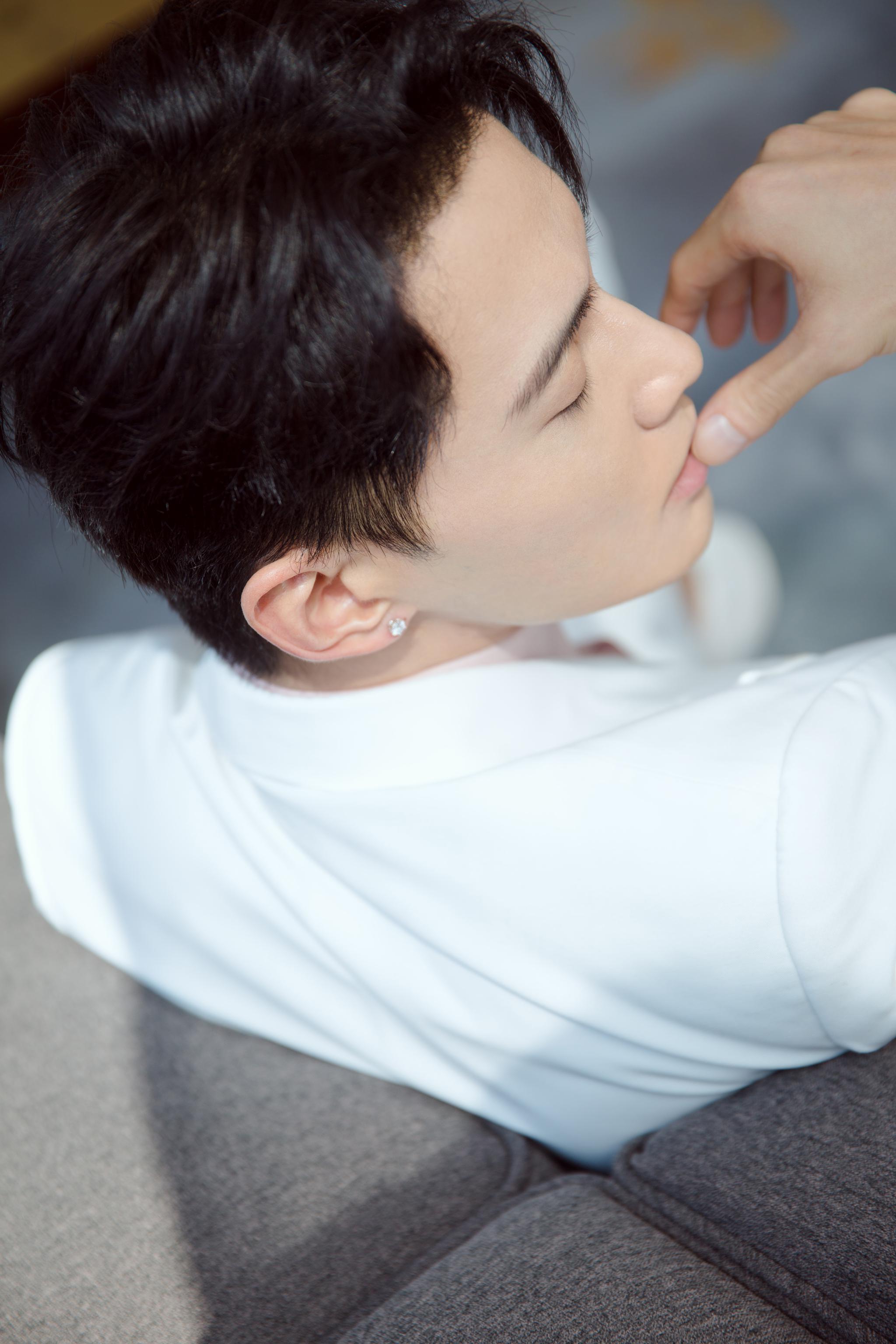 徐正溪上海品牌活动照帅气图片,徐正溪图片-第2图