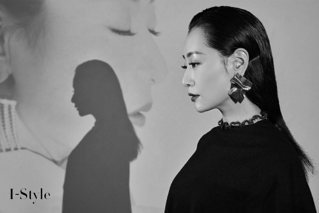 白冰黑白质感写真图片55