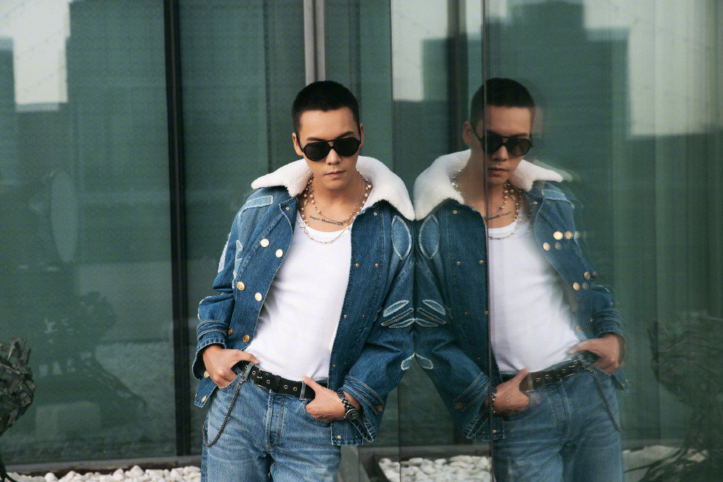 陈伟霆利落寸头写真图片18