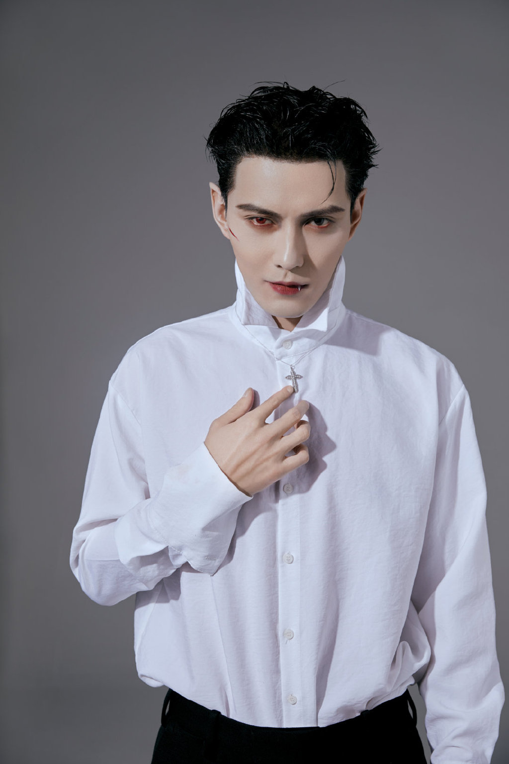 徐正溪吸血鬼妆容邪魅写真图片56