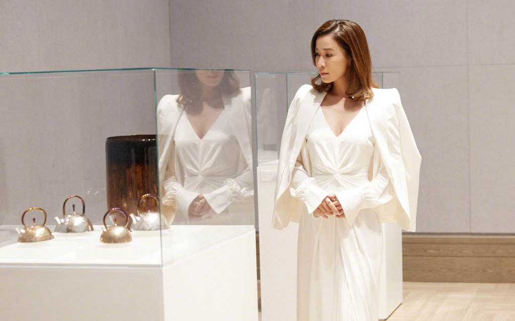 佘诗曼纯白优雅性感写真图片25