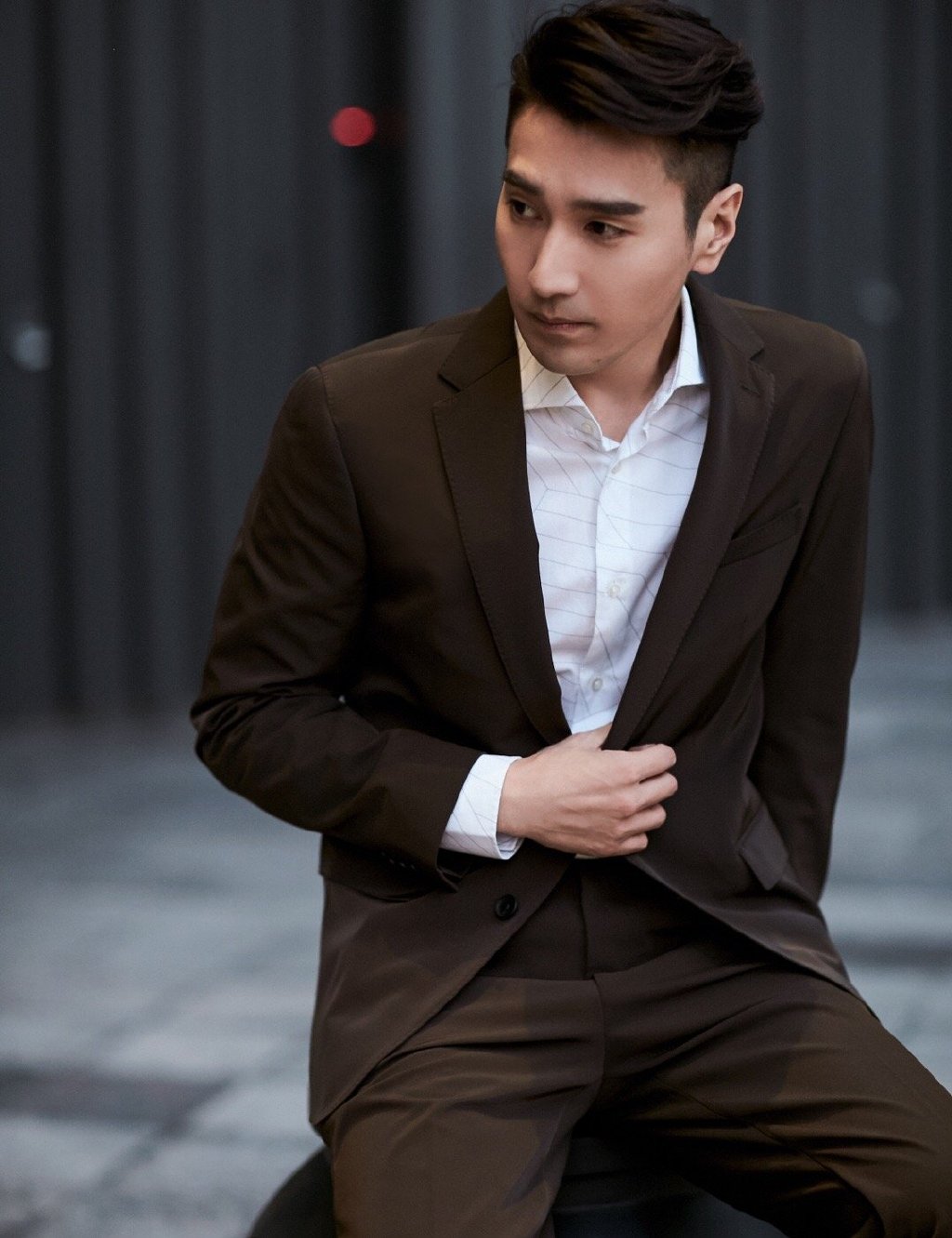 赵又廷绿色西装帅气活动照图片29