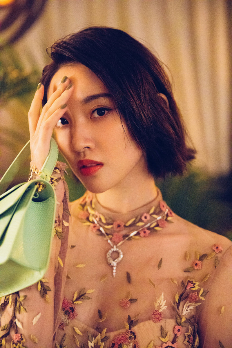 唐艺昕花瓣裙优雅写真图片59