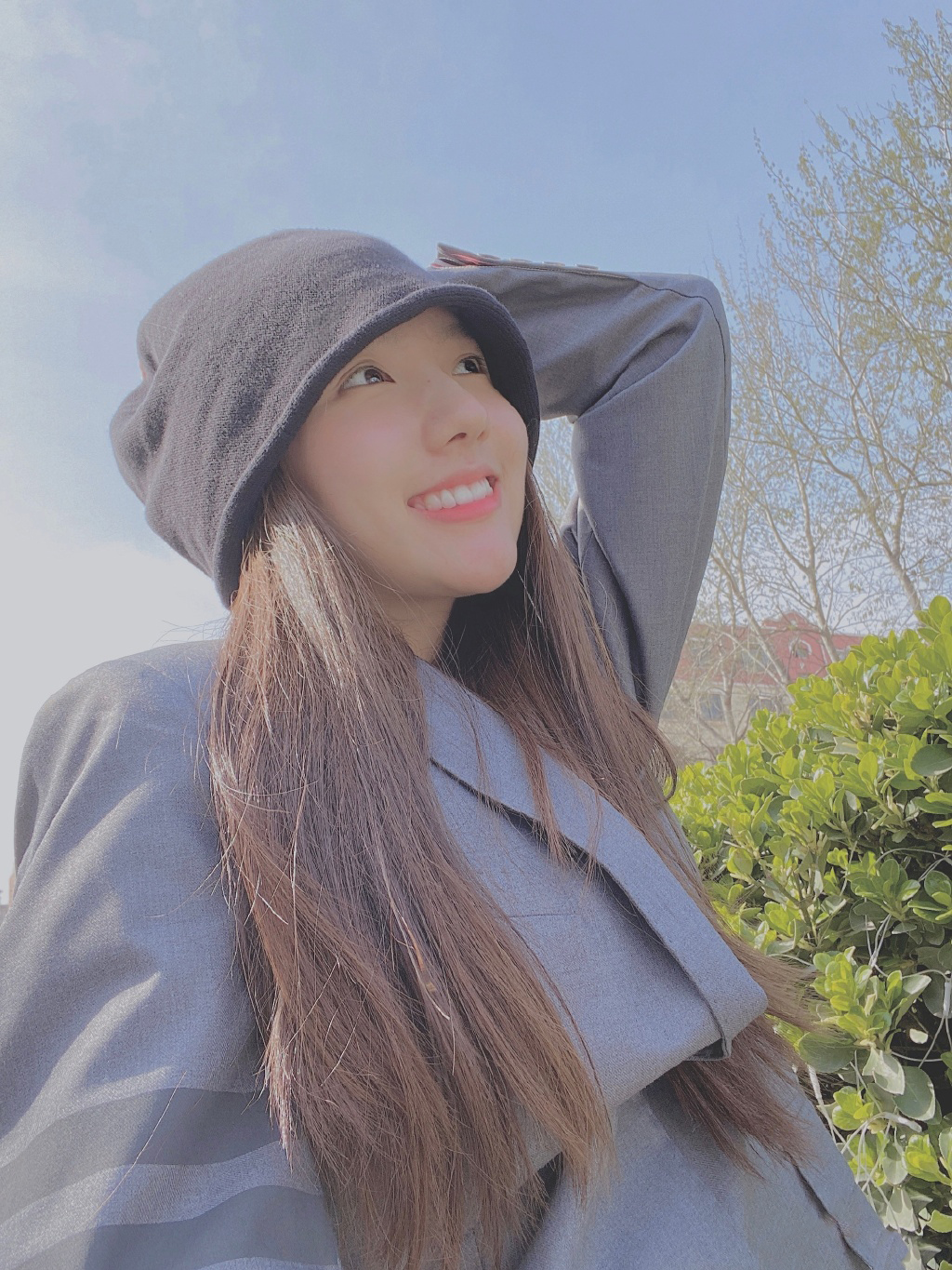 苏晓彤阳光私服街拍照图片12