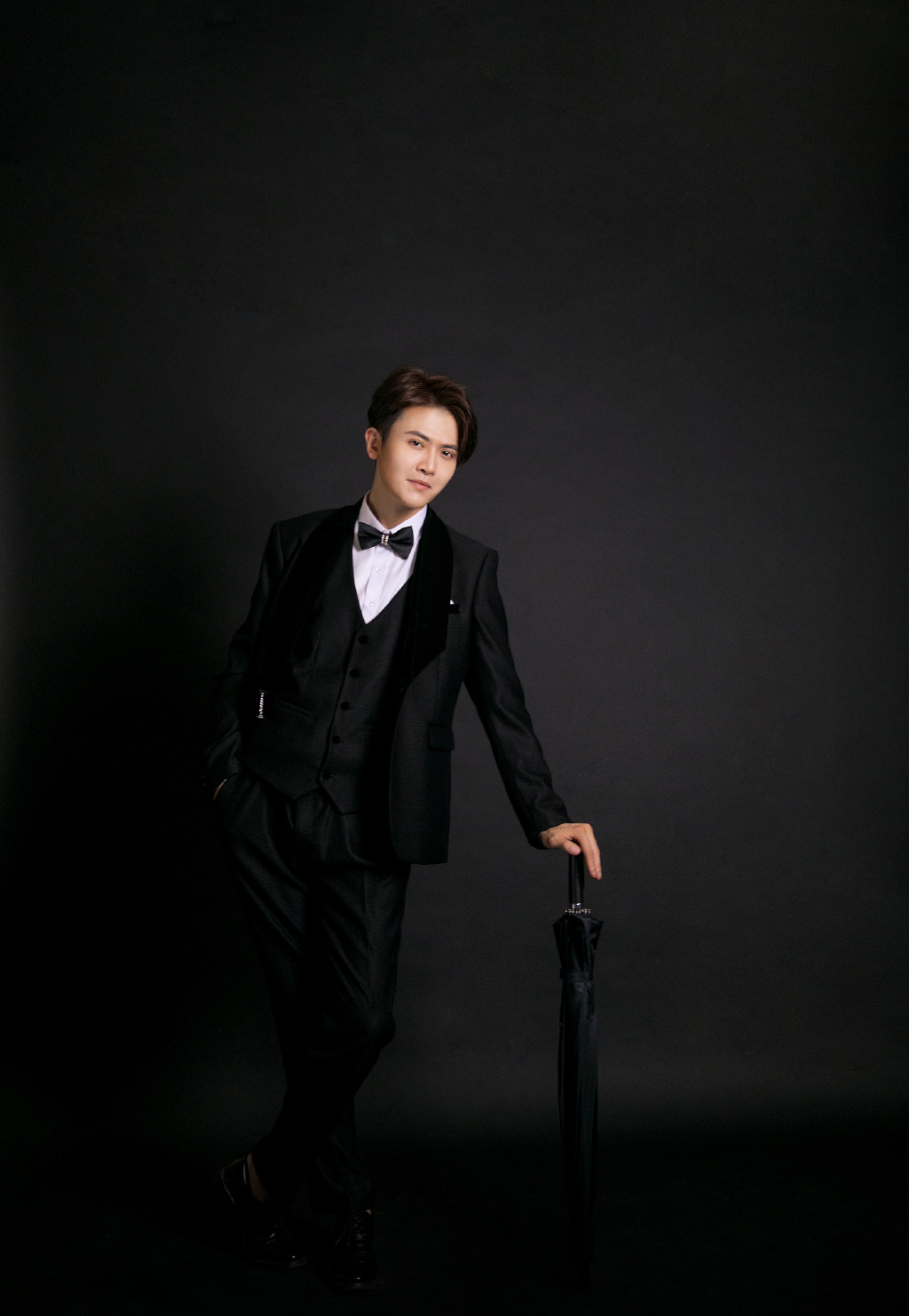 刘端端冷峻帅气写真图片99