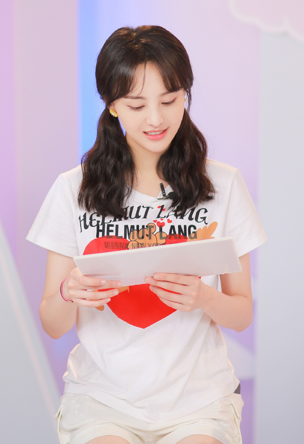 郑爽双马尾造型清纯可爱写真图片99