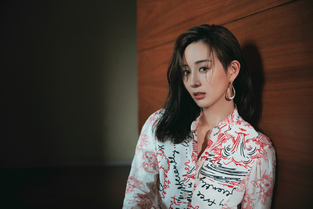 张钧甯魅惑光影性感写真图片56