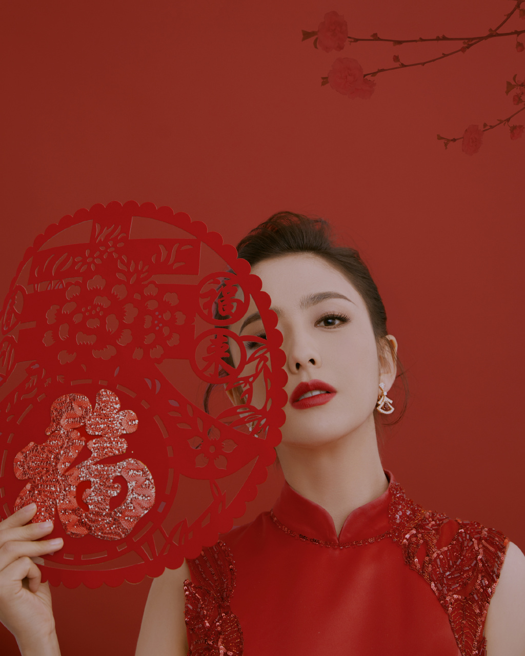 佟丽娅红色旗袍喜庆性感写真图片66