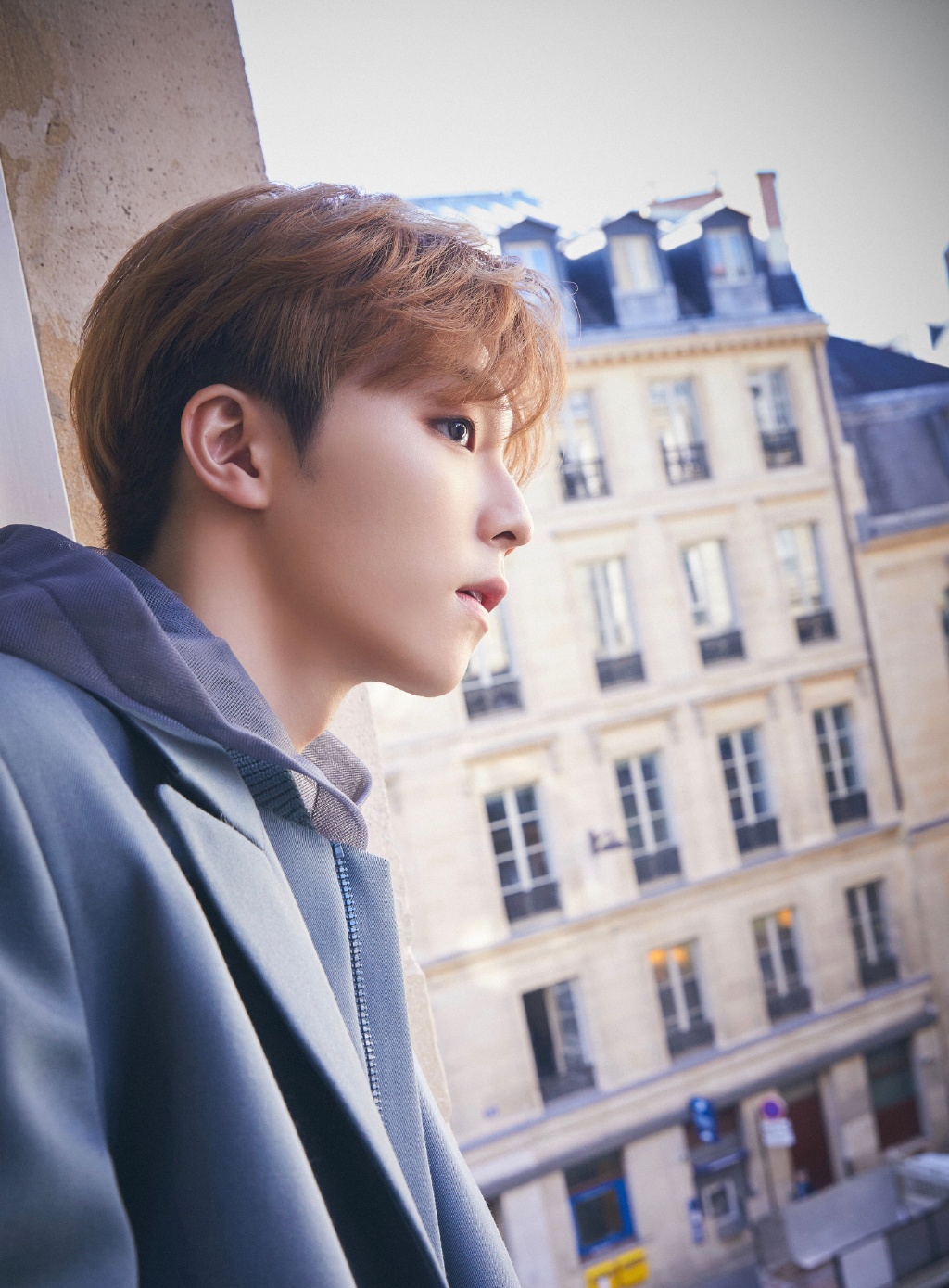 陈立农灰蓝刺绣套装帅气写真2324