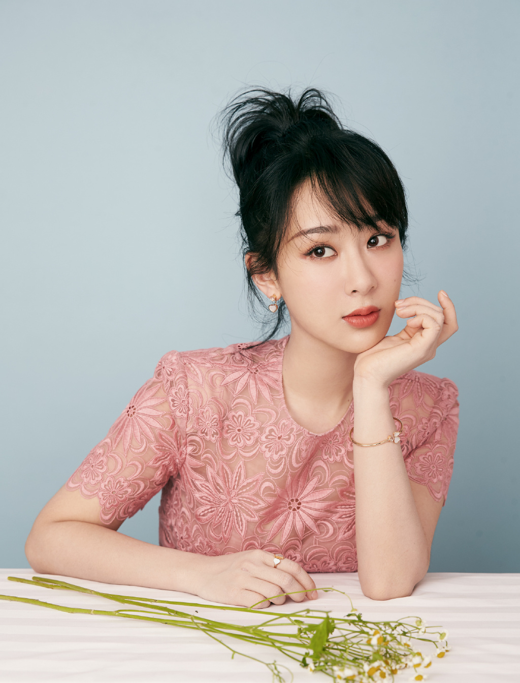 杨紫温柔优雅写真图片69