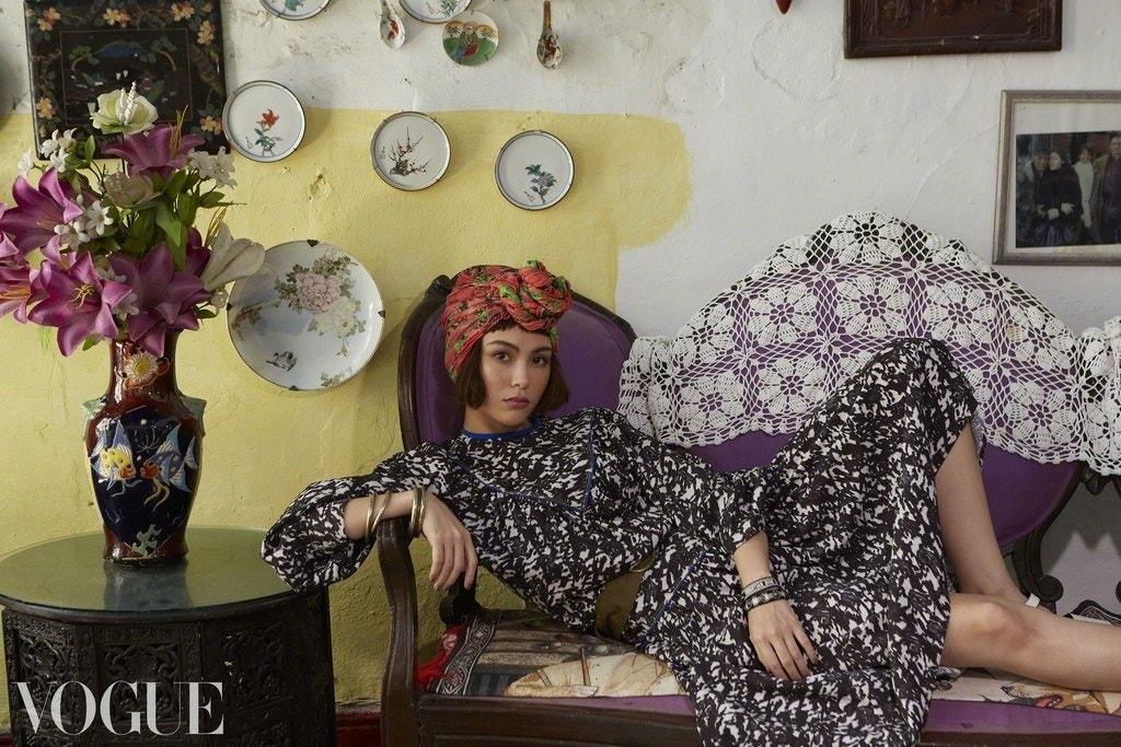 昆凌复古街拍杂志写真图片67