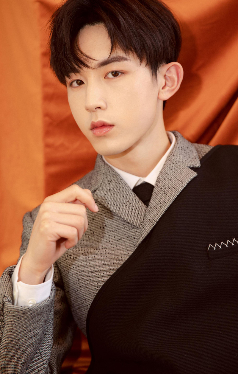 郭俊辰微博之夜帅气写真图片37