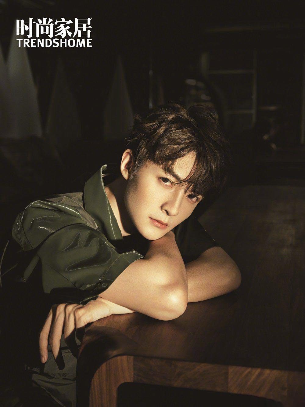 管栎冷色系轻熟写真图片29