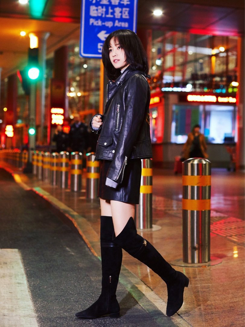 郑湫泓酷美皮衣写真图片34