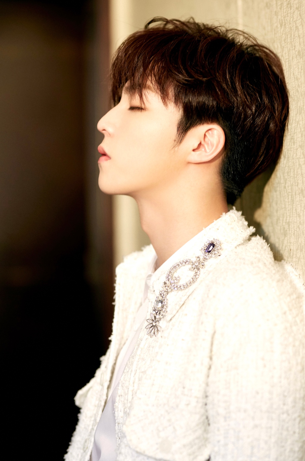 陈立农白衣少年帅气写真图片216