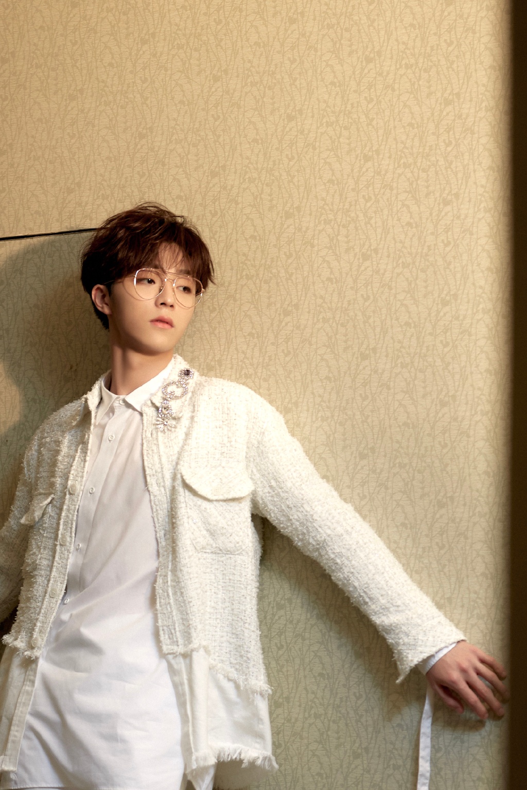 陈立农白衣少年帅气写真图片1016