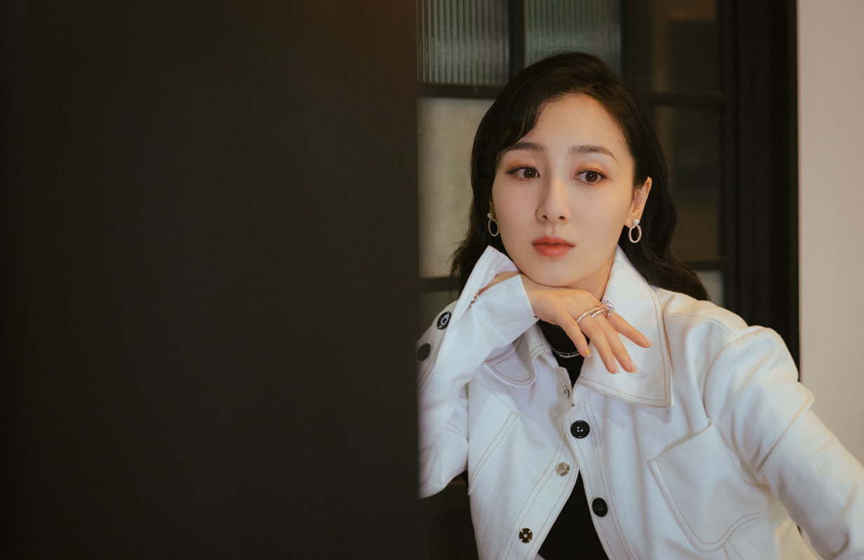 叶青复古妩媚写真图片59