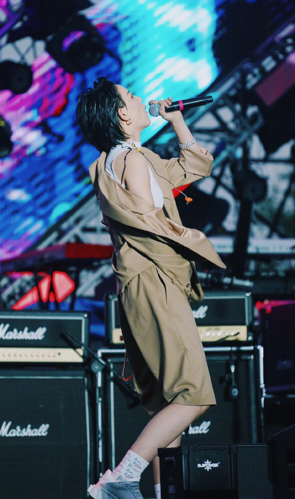 李斯丹妮清爽性感舞台照图片56