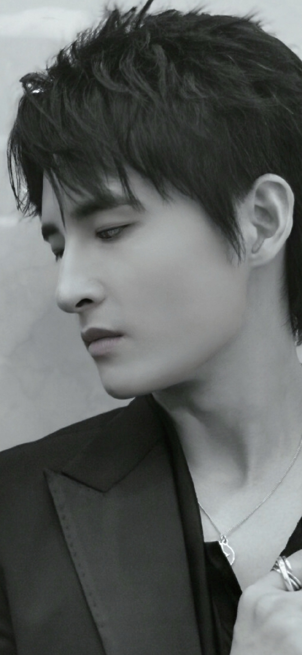 张远黑白质感儒雅写真图片79