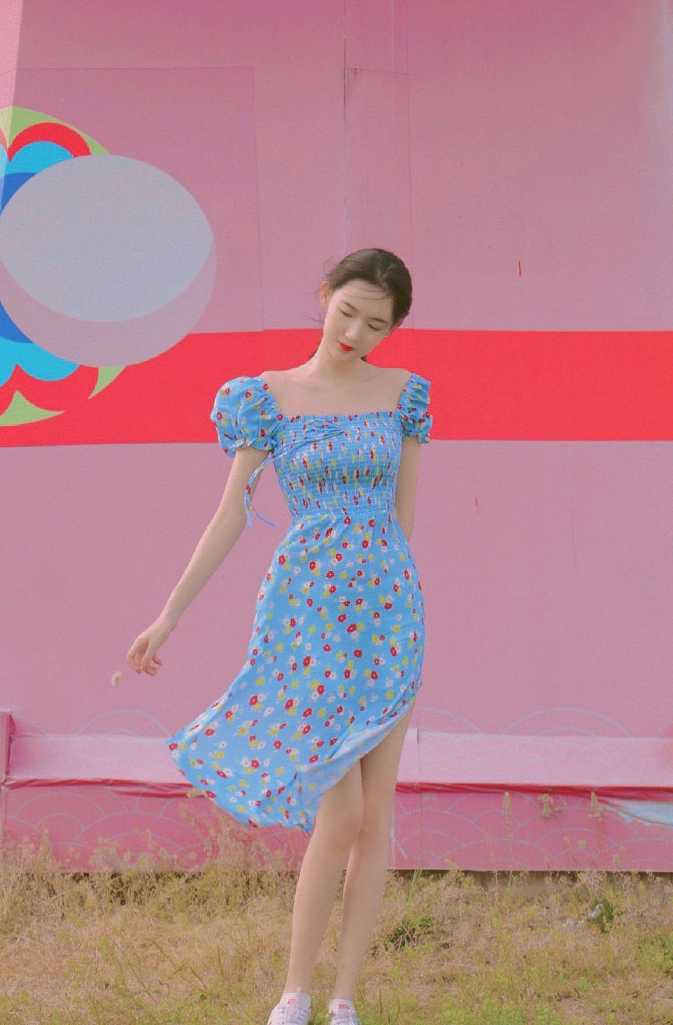 王玉雯蓝色长裙唯美写真图片48