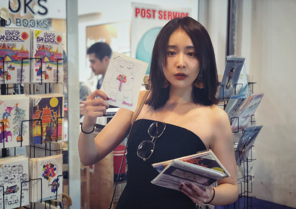 高叶低胸裙性感街拍写真图片89