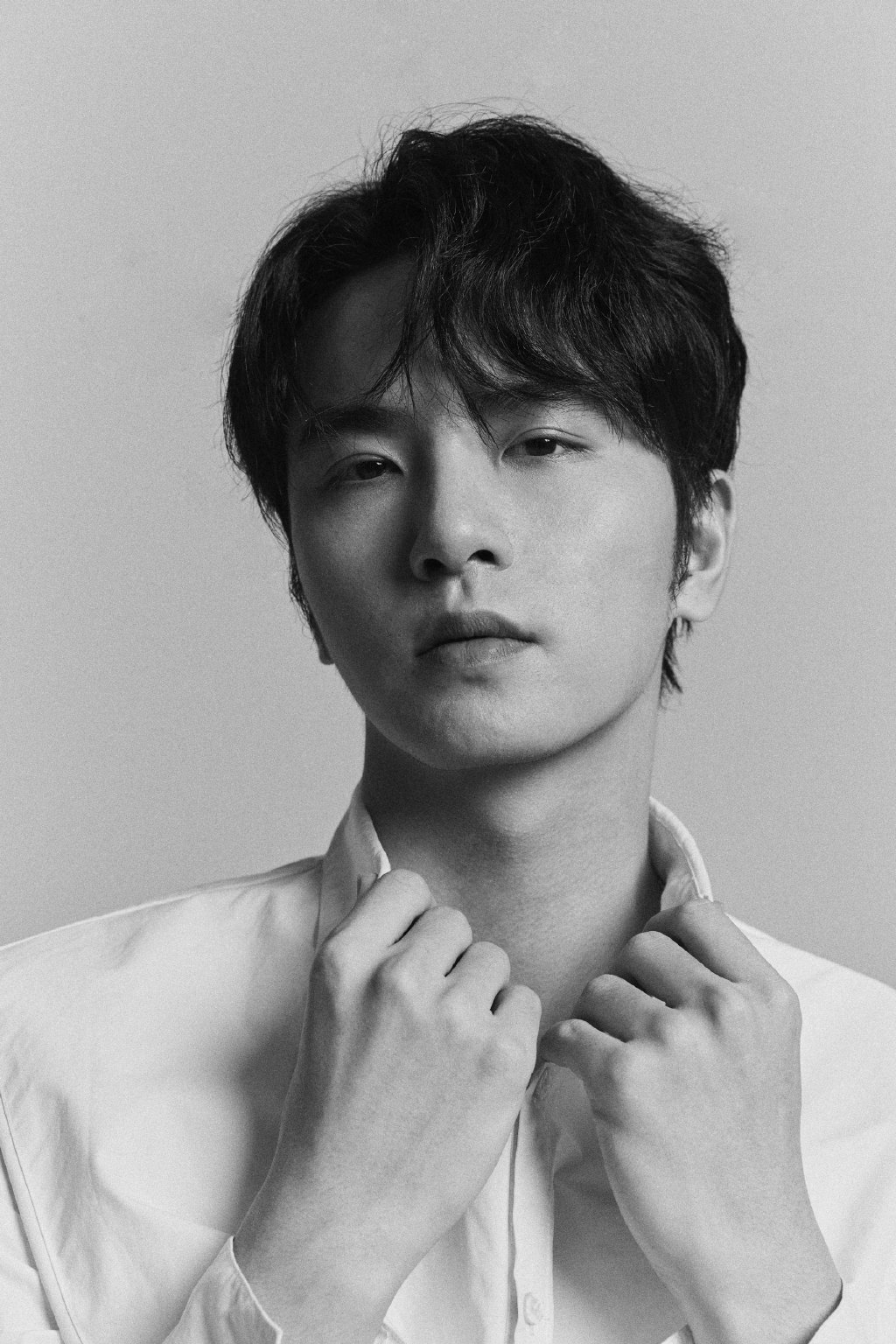 吴希泽白衬衫帅气写真图片69