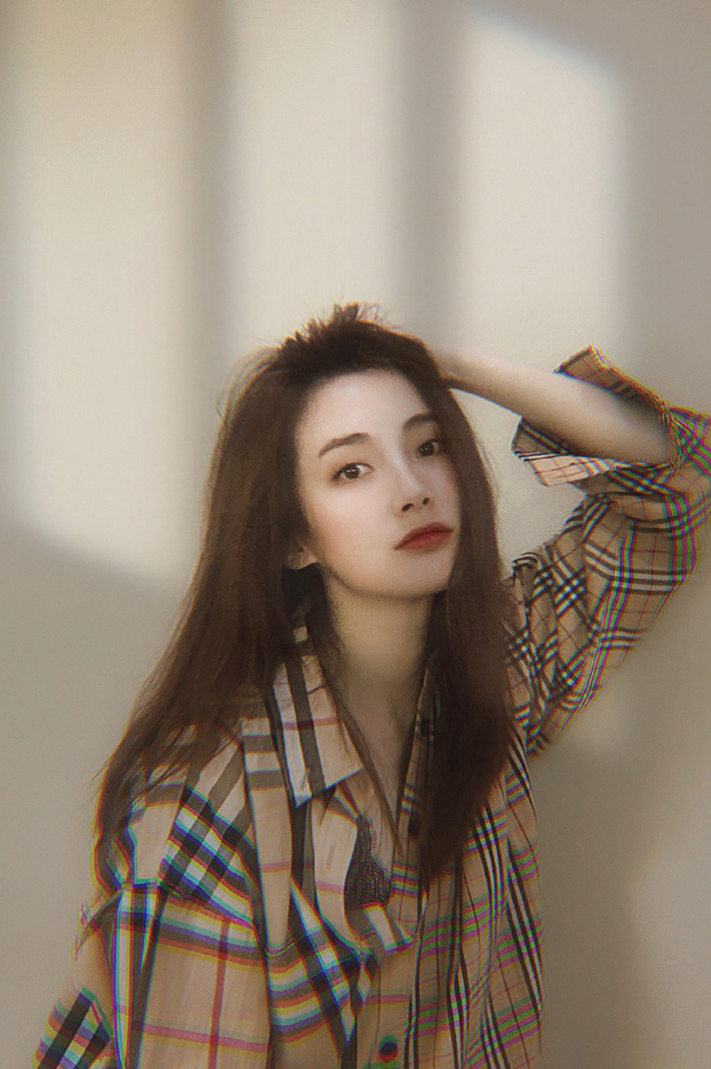 路晨格子衬衫时尚写真图片34