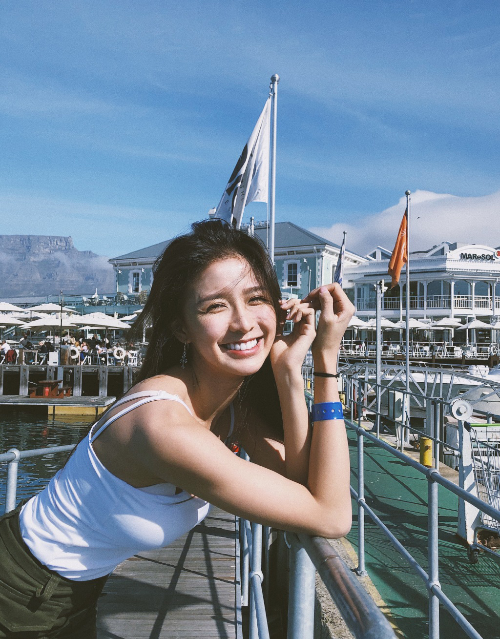 蔡卓宜高挑性感旅拍照图片55