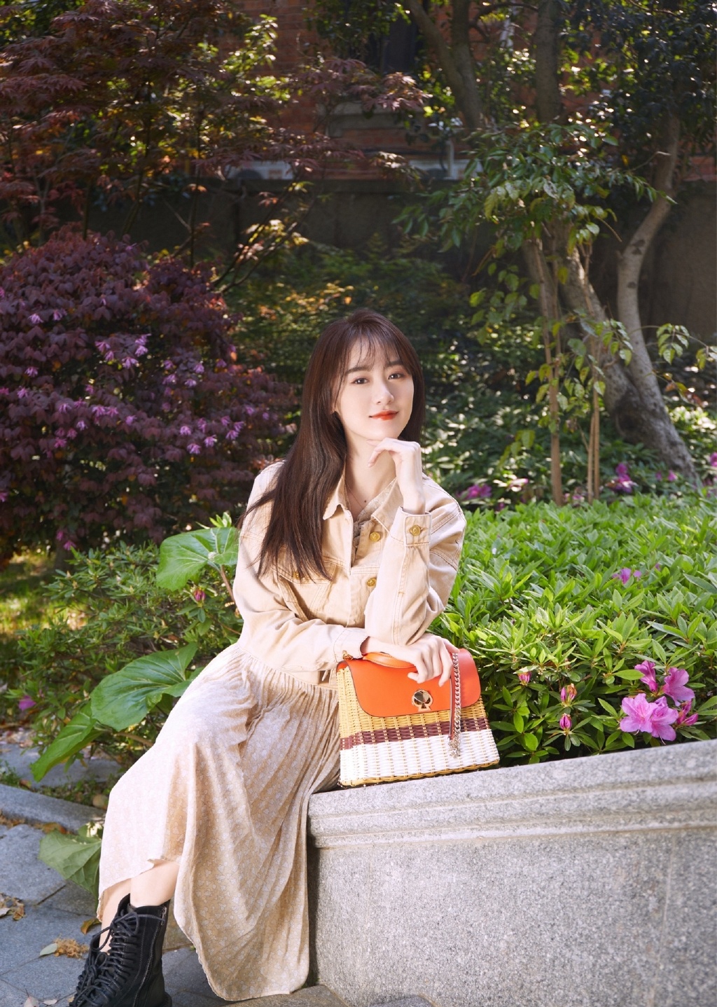 袁冰妍春日甜美写真图片16