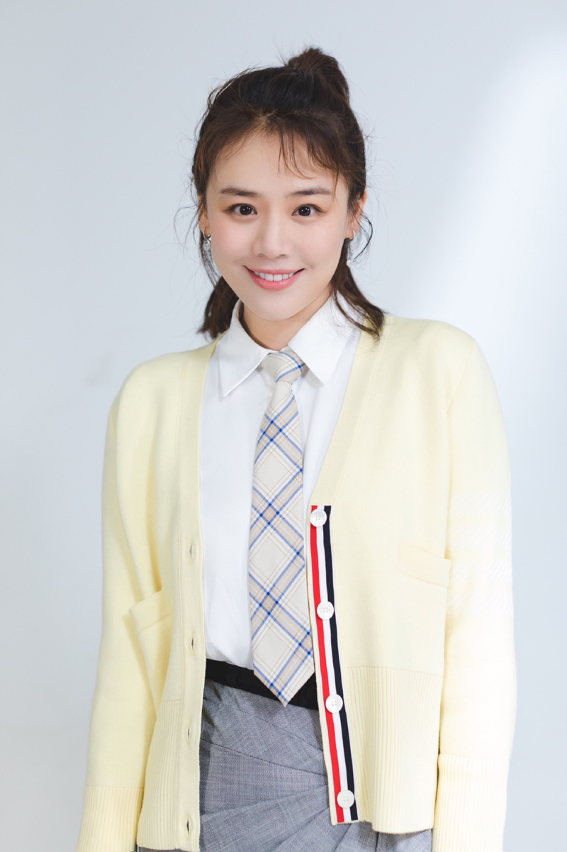 马思纯甜美元气写真图片36