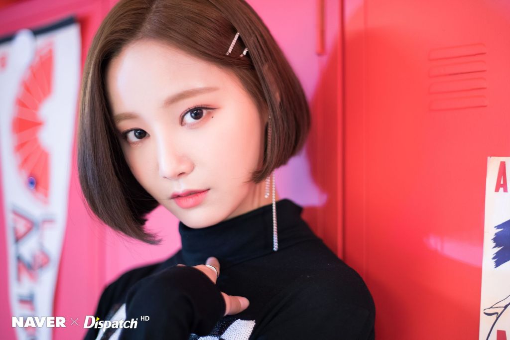 妍雨气质短发魅力性感写真59