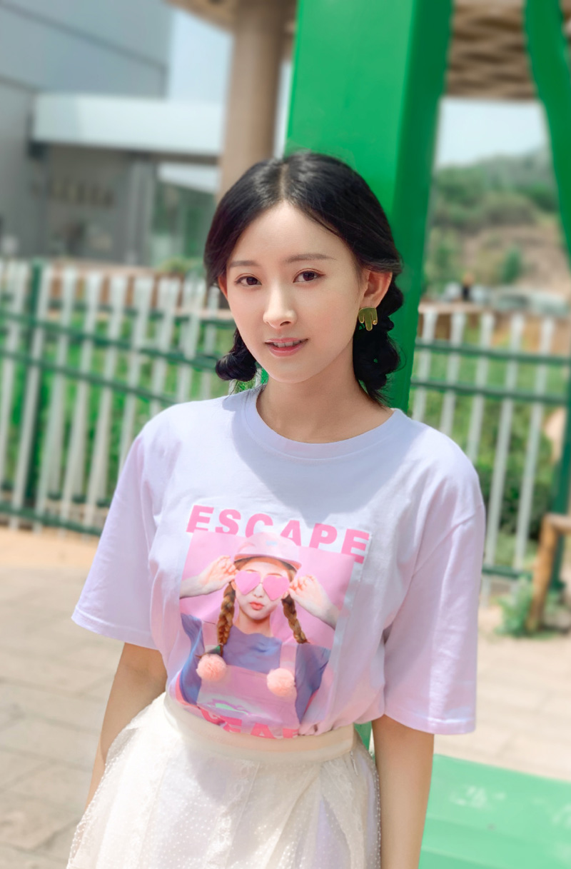 代文雯青春活力写真图片23