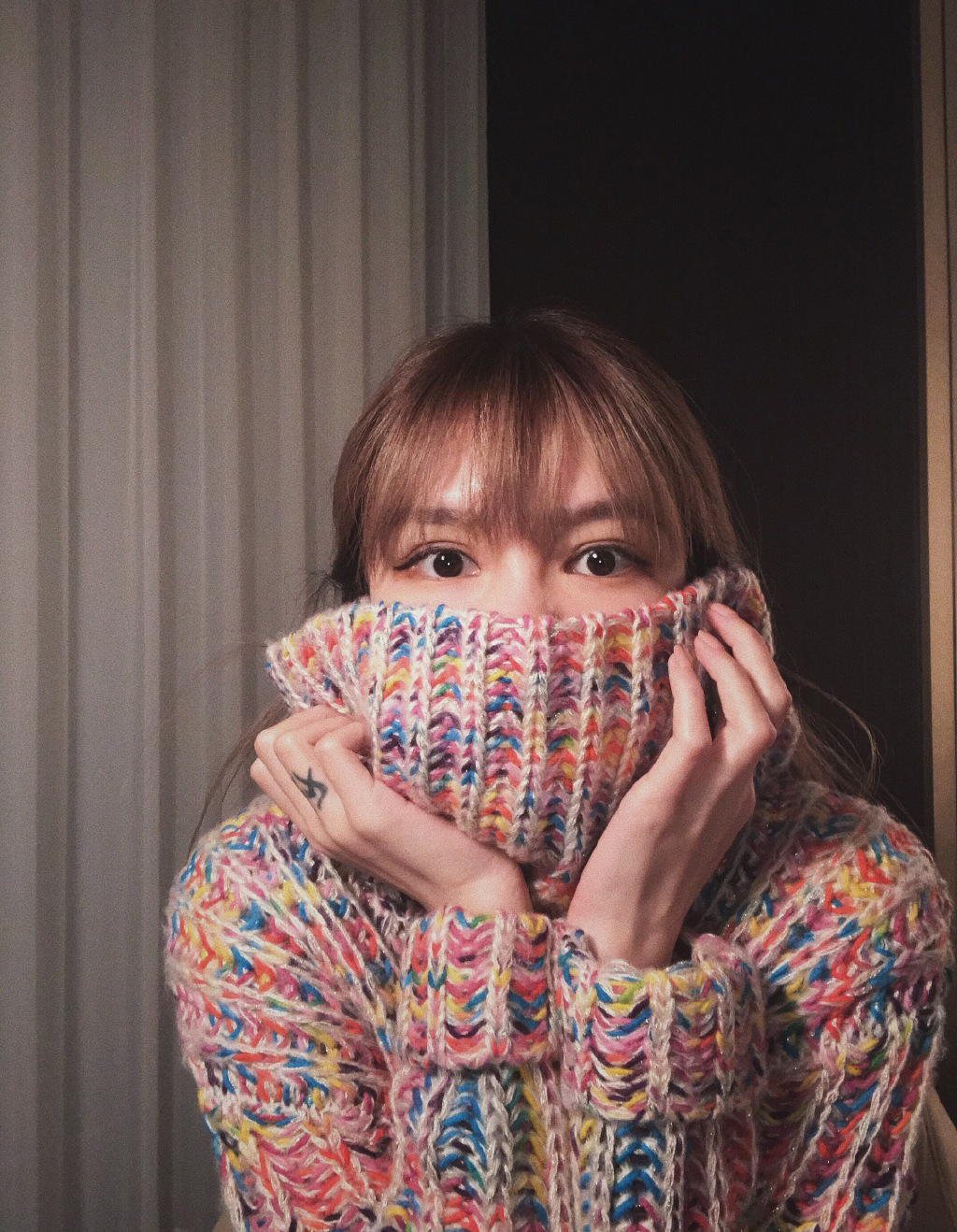 周扬青高领毛衣慵懒居家写真511