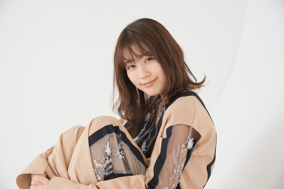 简介:有村架纯性感雅致写真图片,分享一组有村架纯图片给大家,图中的