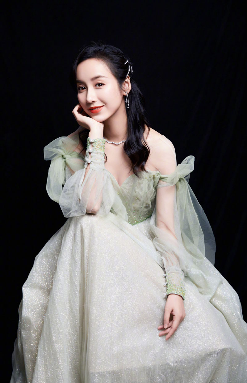 吕一唯美唯美仙气写真图片55