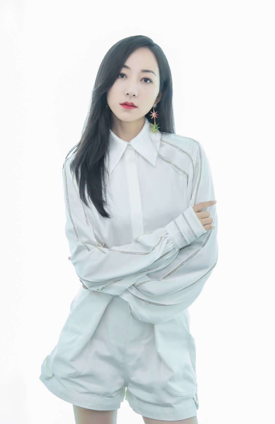 韩雪白色套装优雅写真图片15