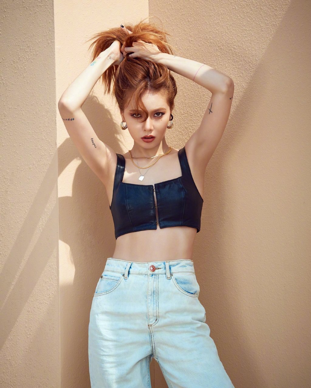 金泫雅明艳性感美妆大片写真图片312