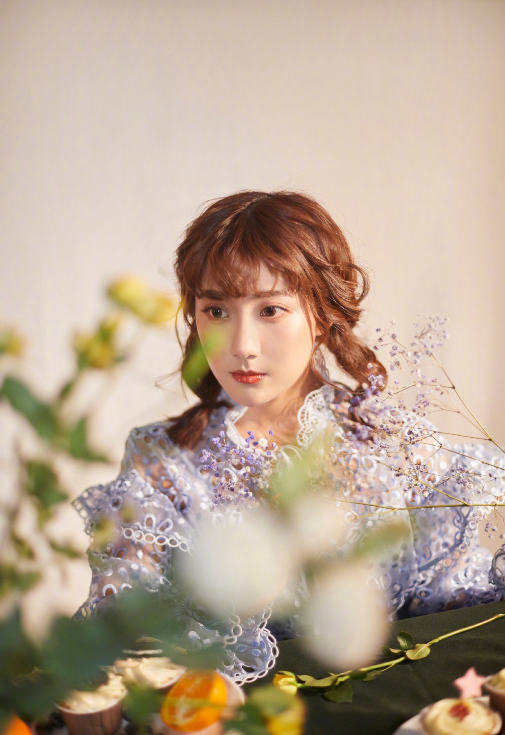 李艺彤精致优雅写真图片14