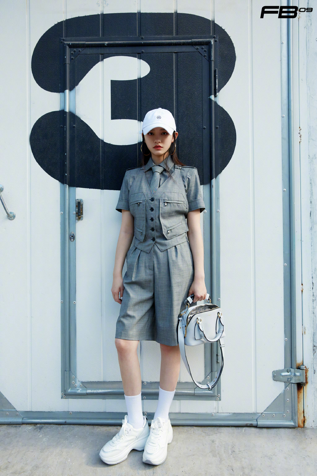 林允时尚飒爽街拍图片56