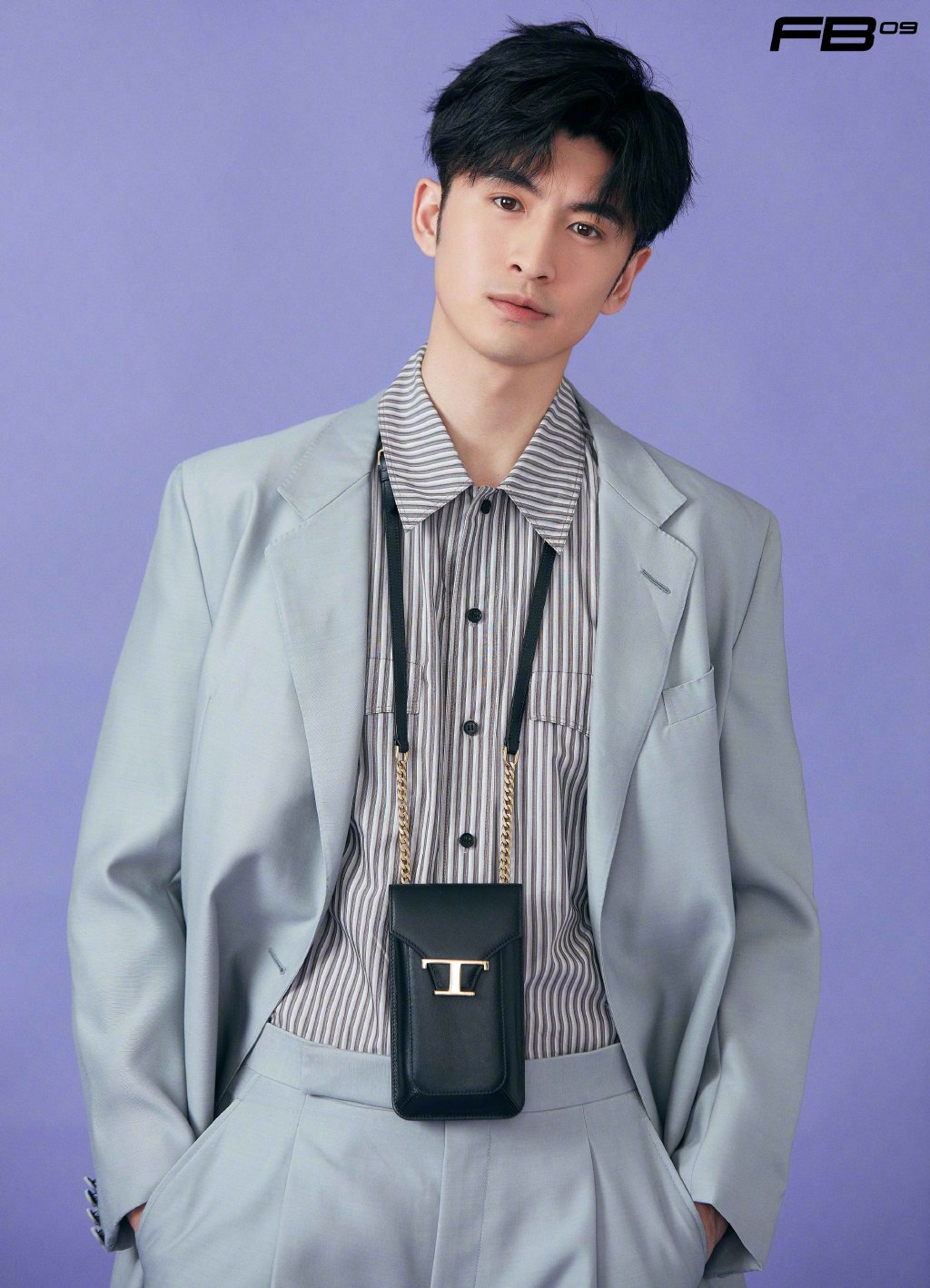 张云龙条纹衬衫帅气写真图片44