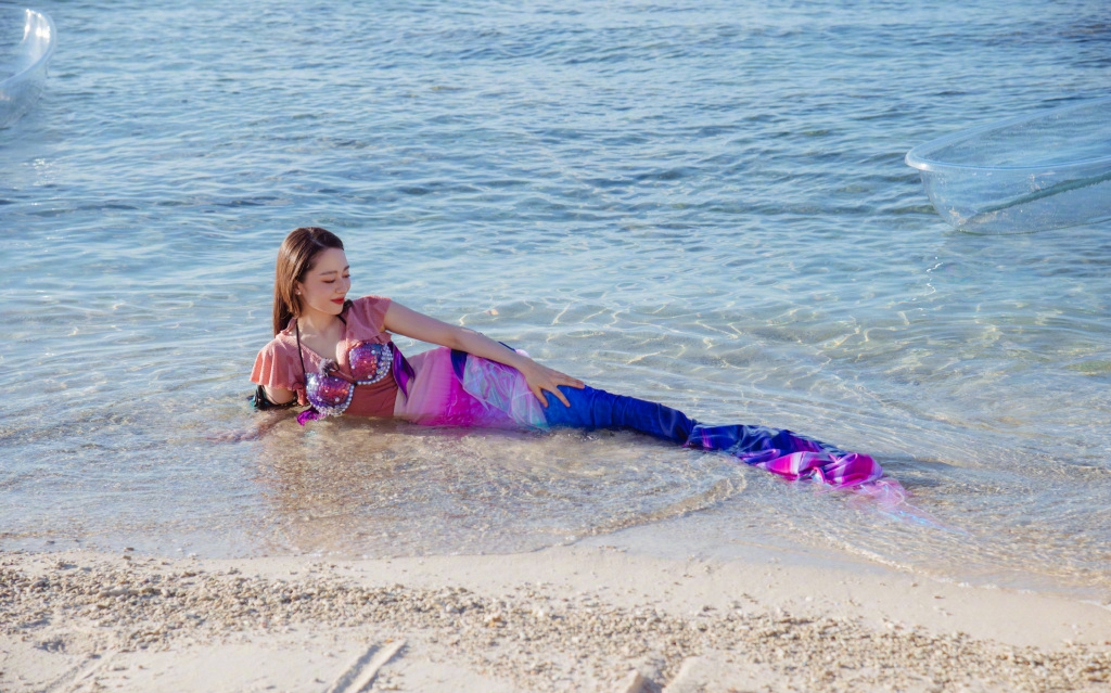 吉娜美人鱼泳装造型写真图片59