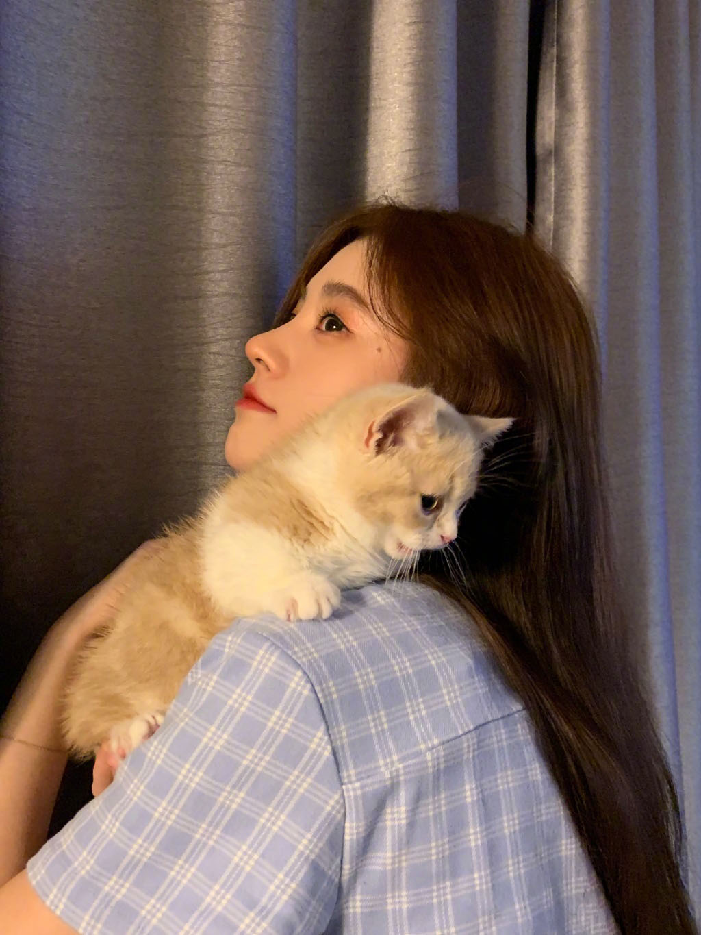 鞠婧祎甜美居家私服照图片55