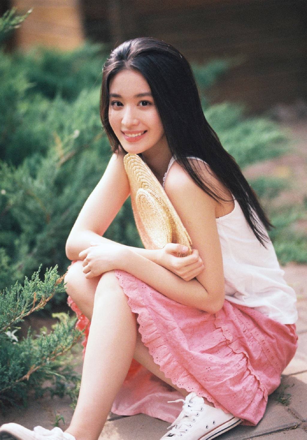 王楚然吊带裙性感写真图片89