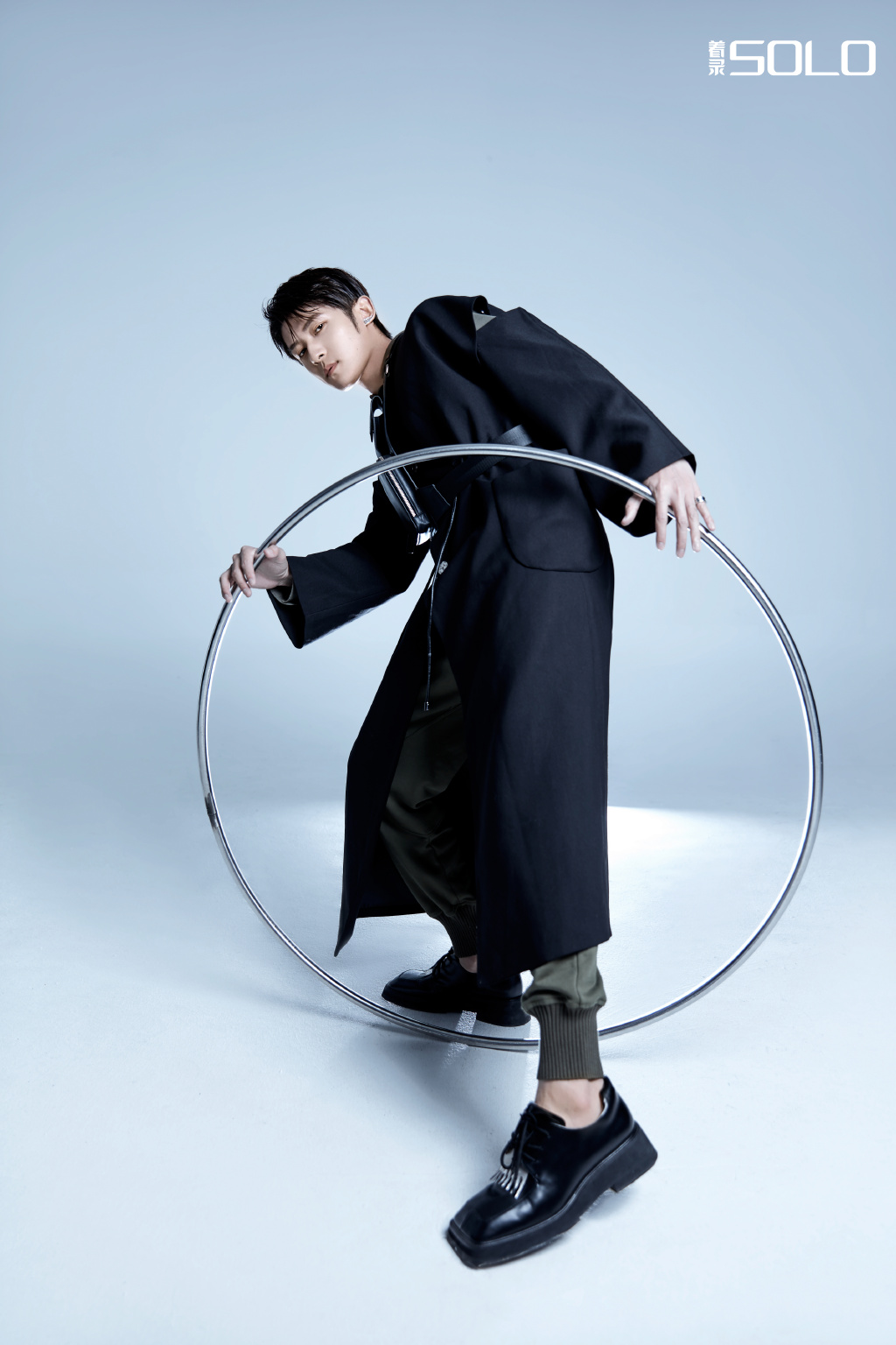 佟梦实未来感科幻写真大片718