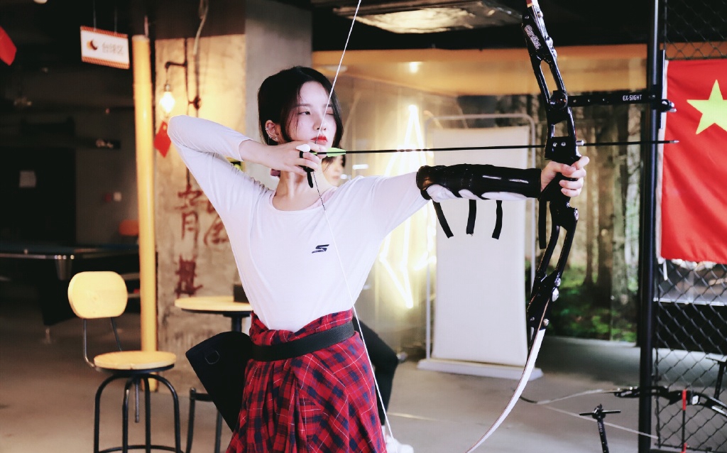 分享一组刘些宁图片给大家,图中的明星图片壁纸会点缀你的电脑桌面