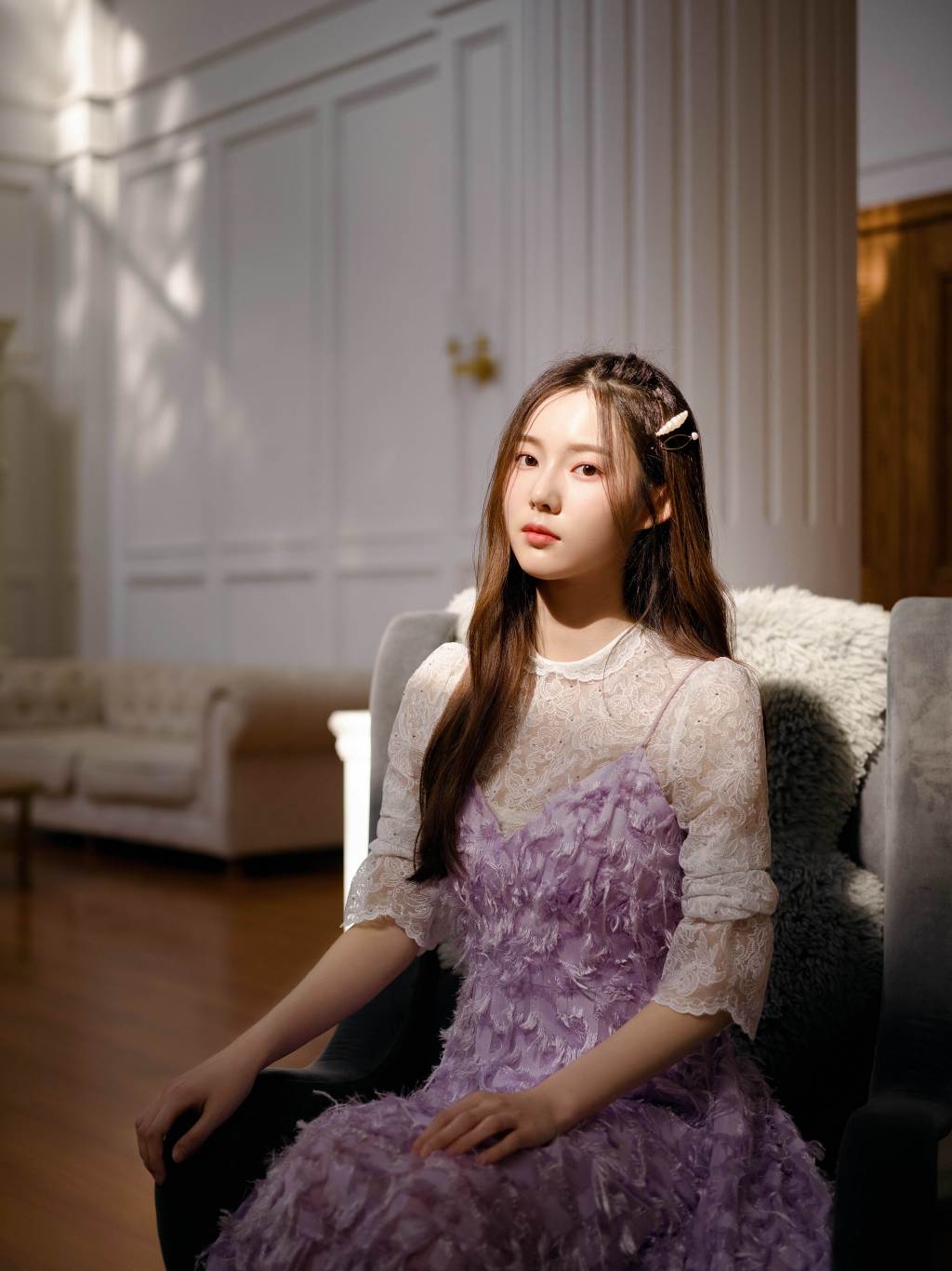 冯琬贺紫裙温婉恬静图片33