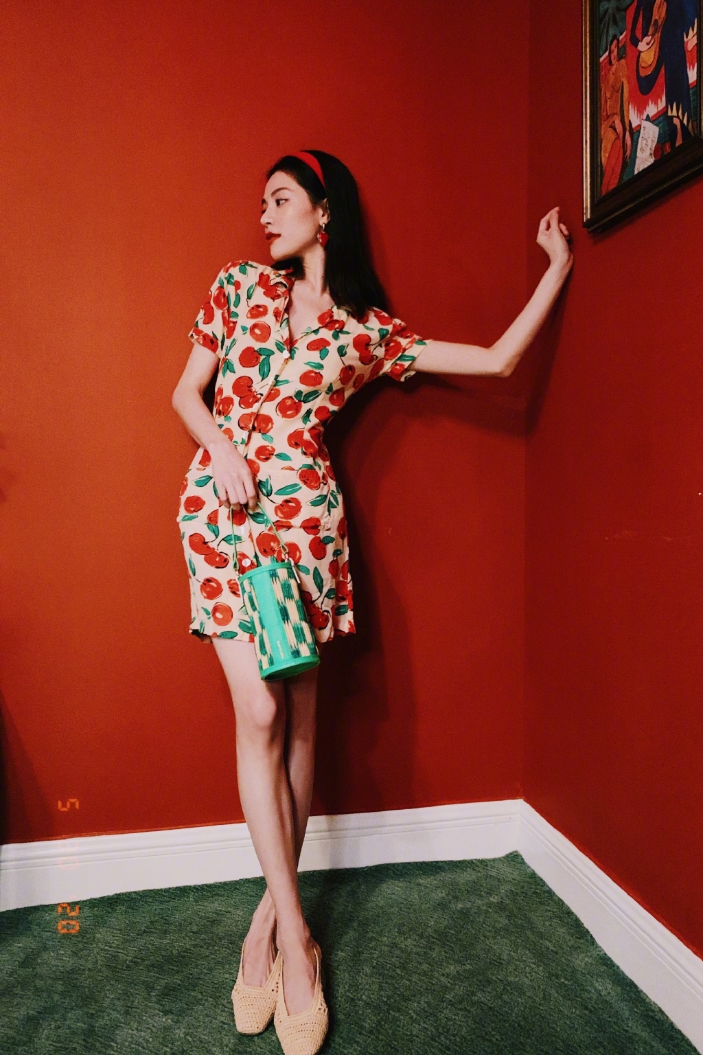 钟楚曦苹果印花裙复古写真图片59